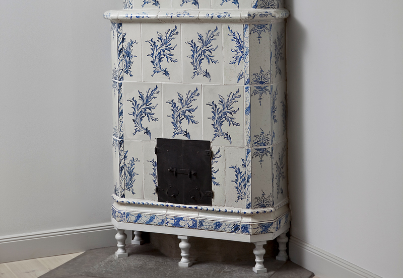 Reconstruction of tiled stove
